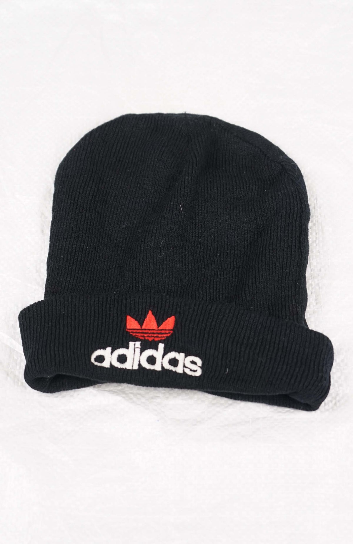 VINTAGE ADIDAS BEANIE