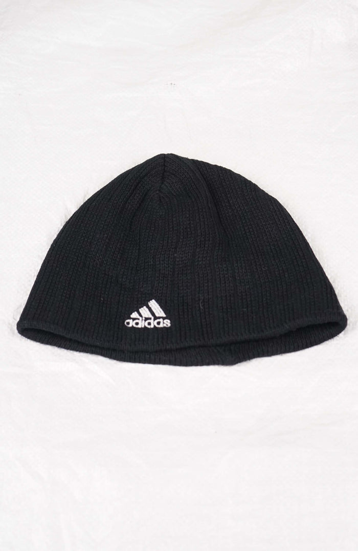 VINTAGE ADIDAS BEANIE