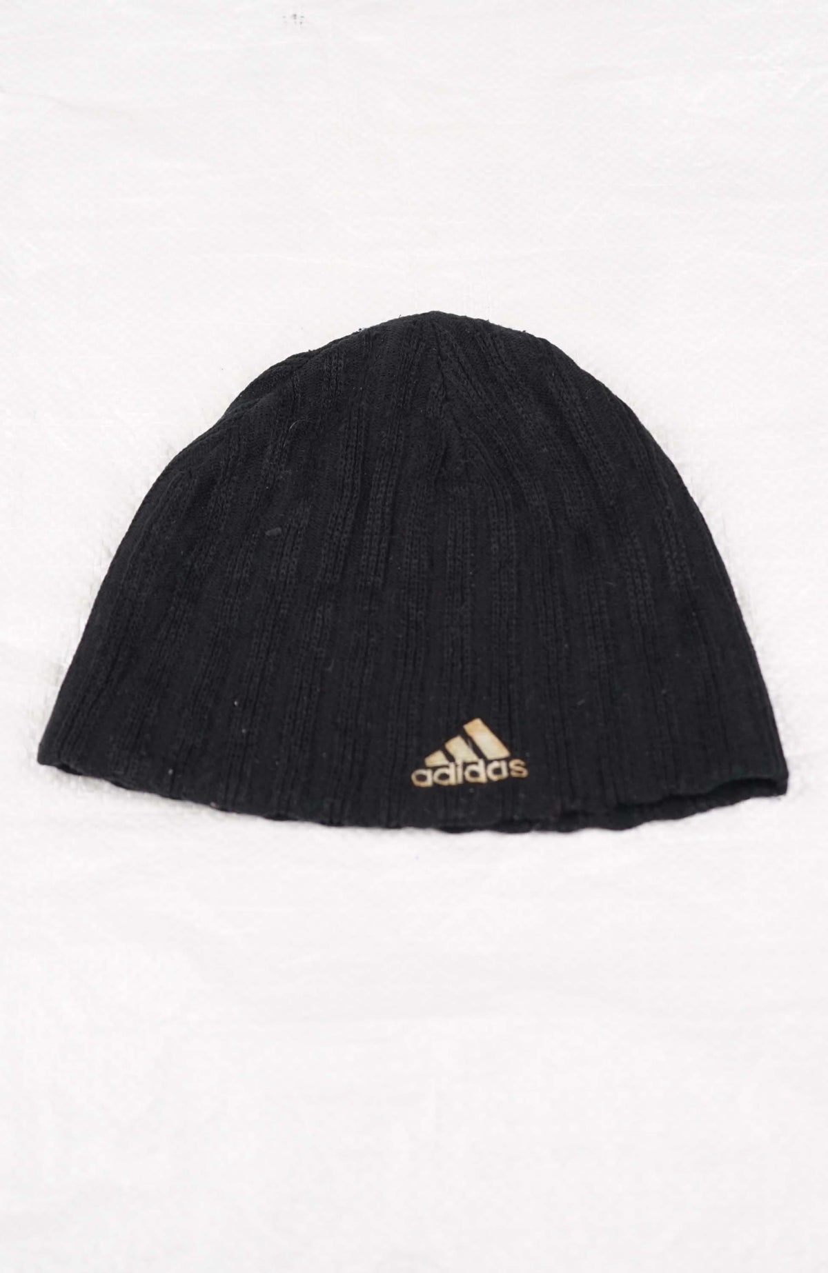 VINTAGE ADIDAS BEANIE