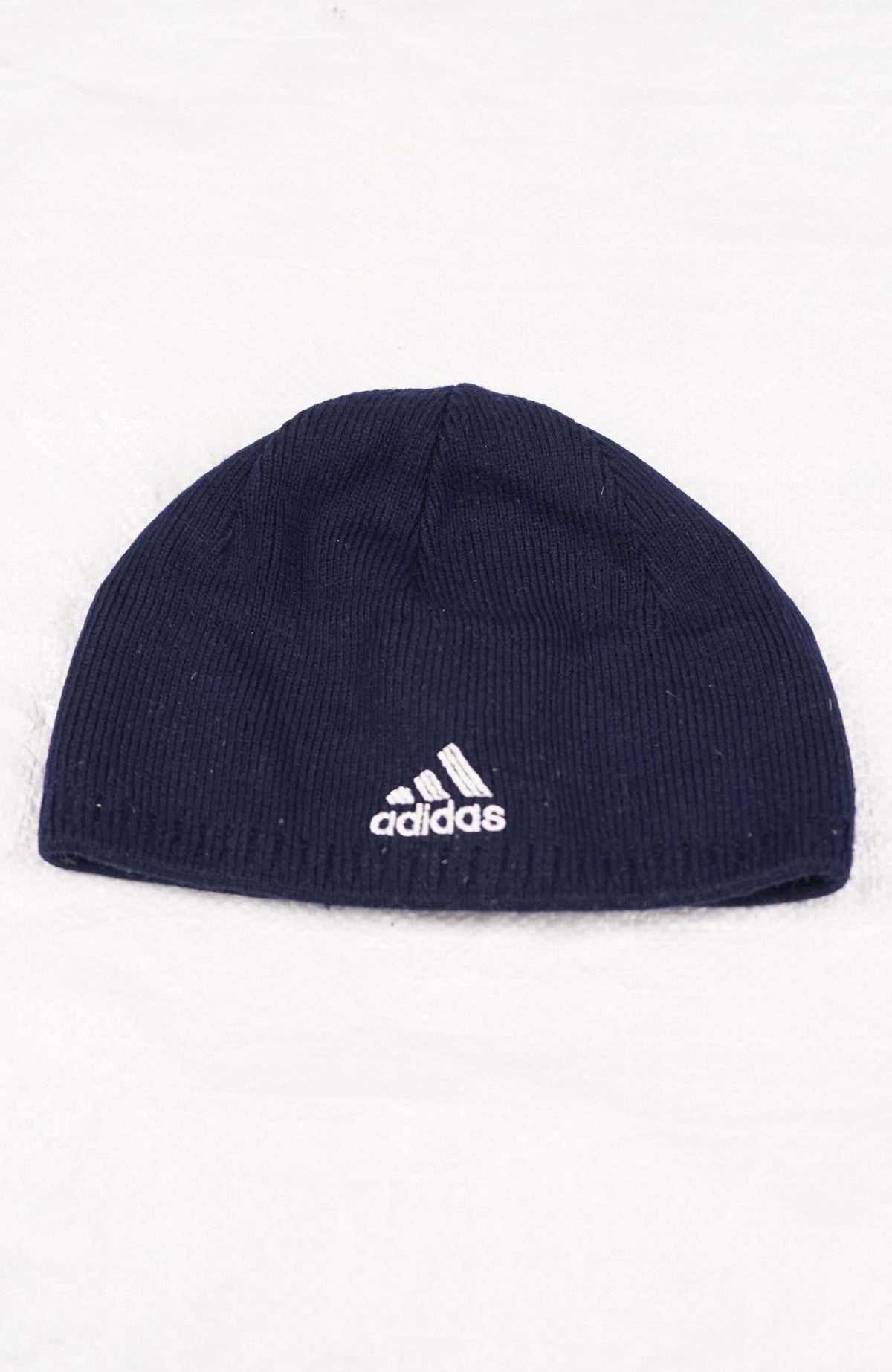 VINTAGE ADIDAS BEANIE