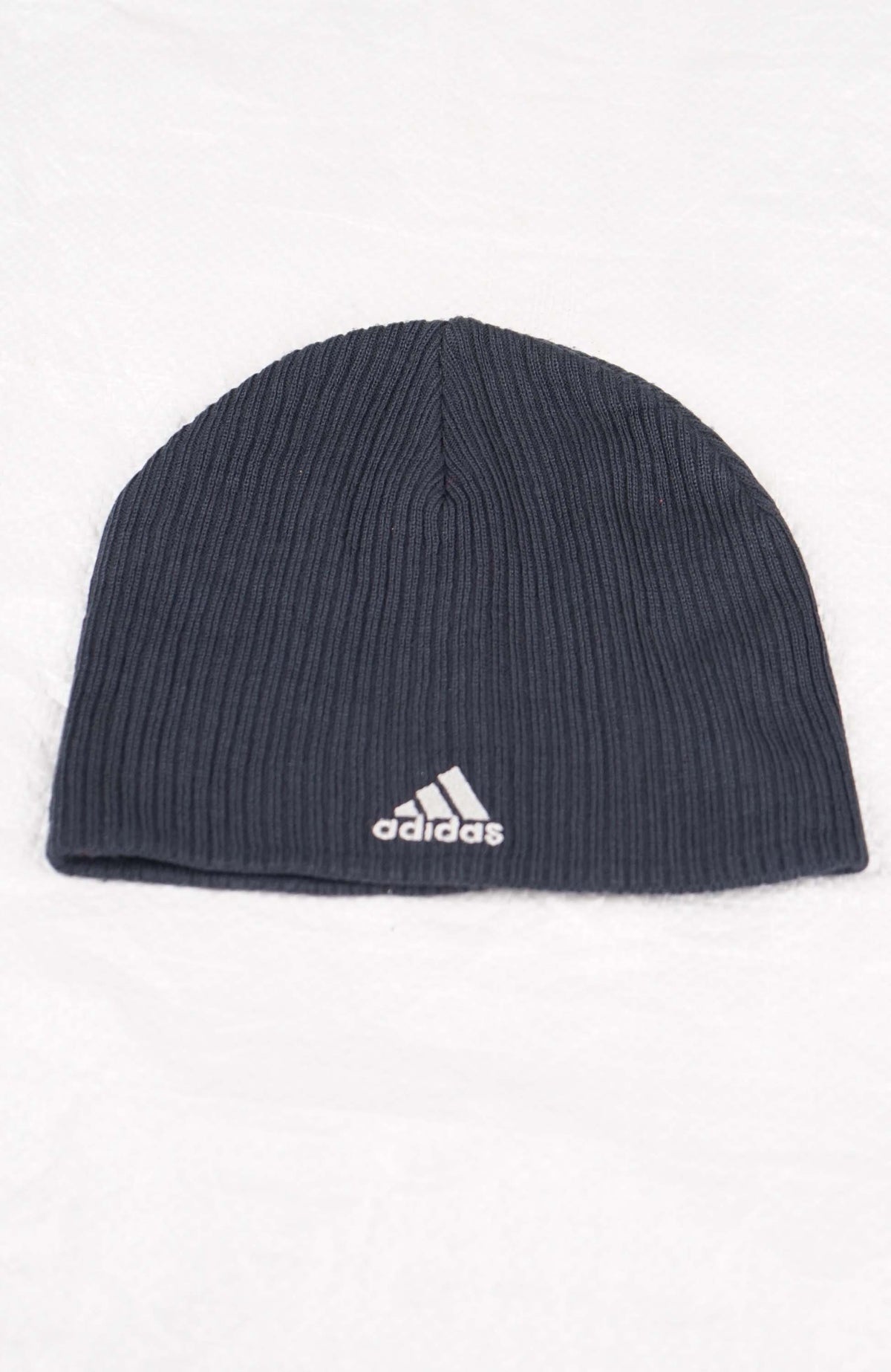 VINTAGE ADIDAS BEANIE