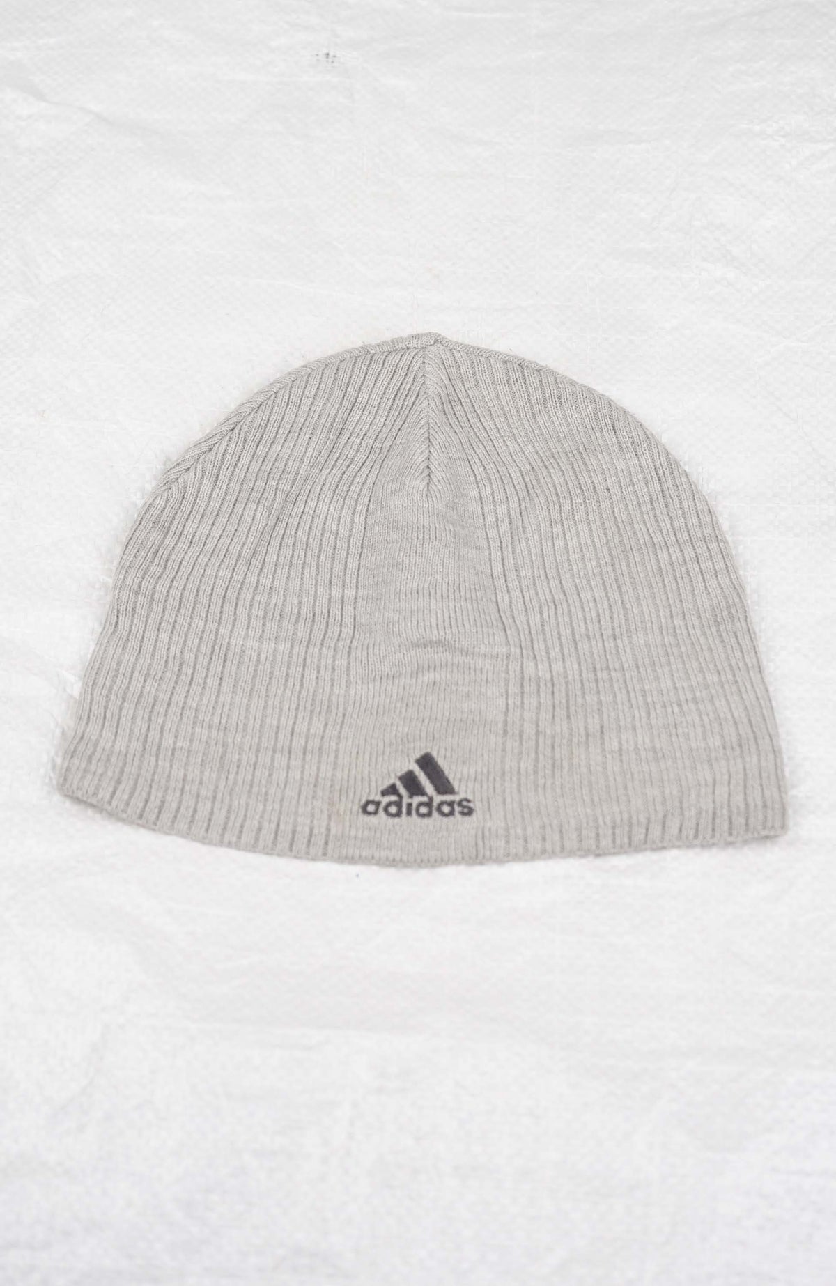 VINTAGE ADIDAS BEANIE
