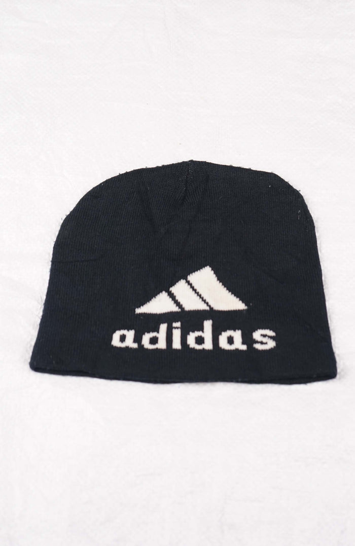 VINTAGE ADIDAS BEANIE