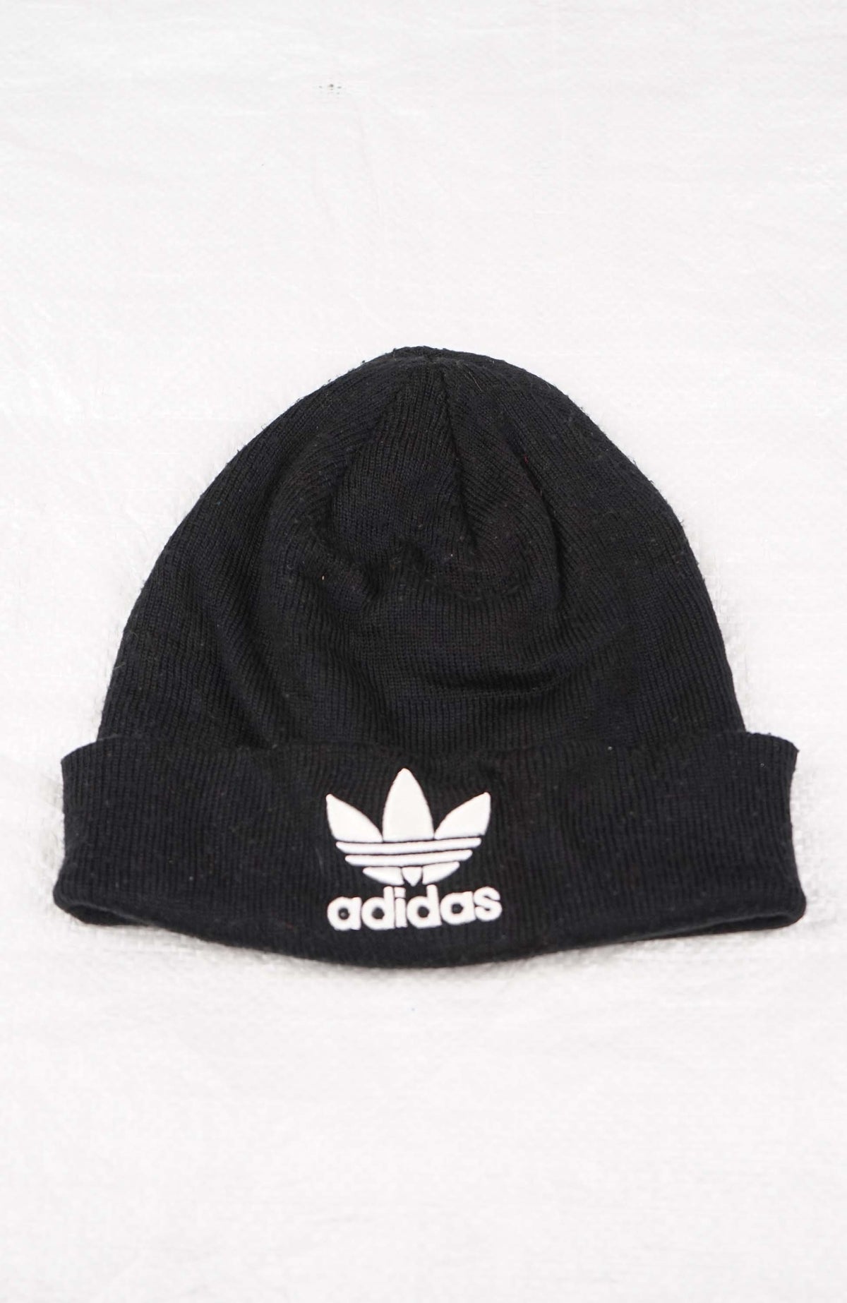 VINTAGE ADIDAS BEANIE