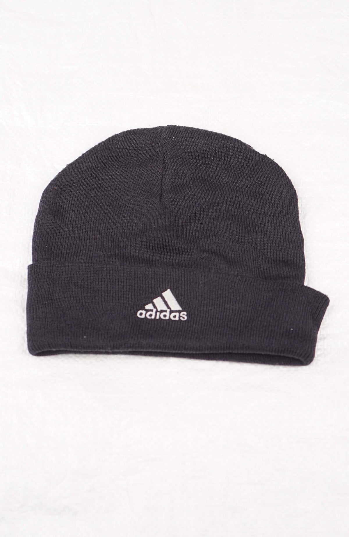 VINTAGE ADIDAS BEANIE