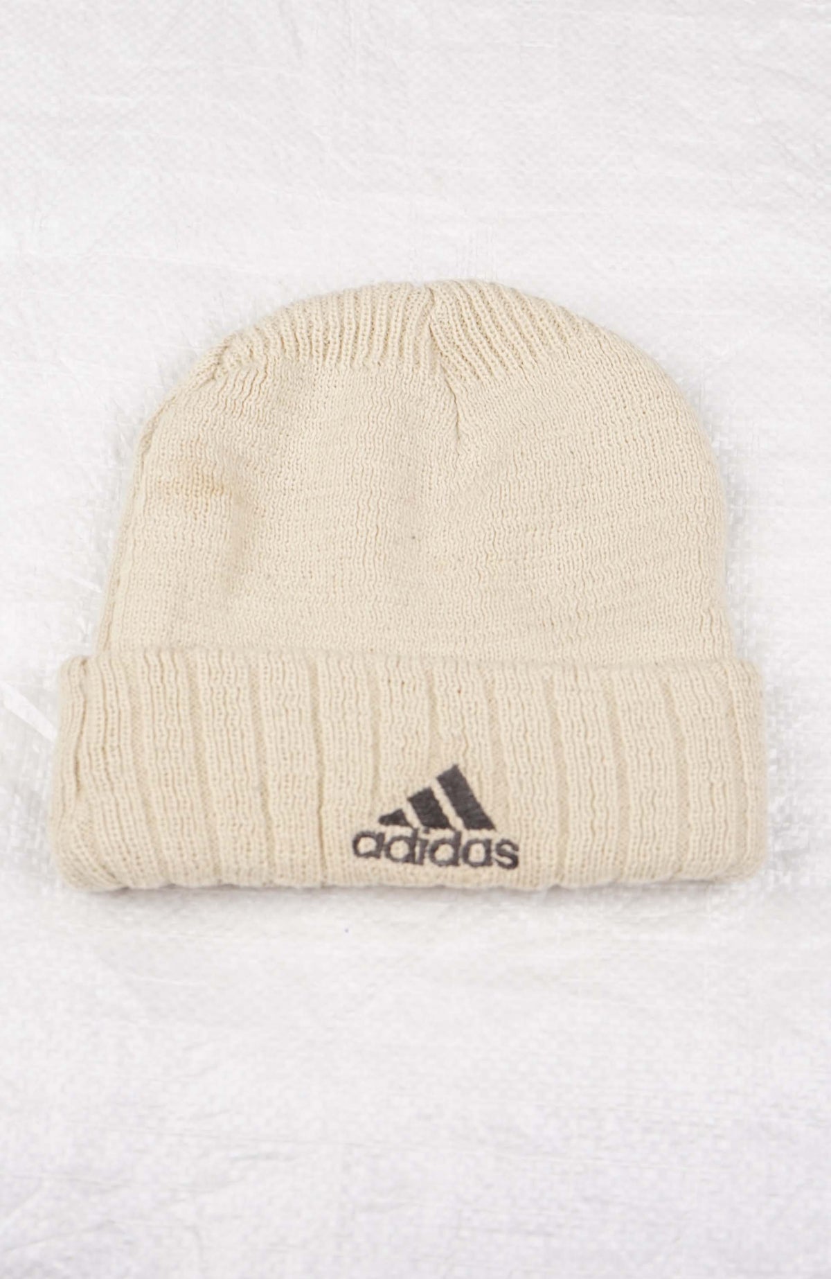 VINTAGE ADIDAS BEANIE