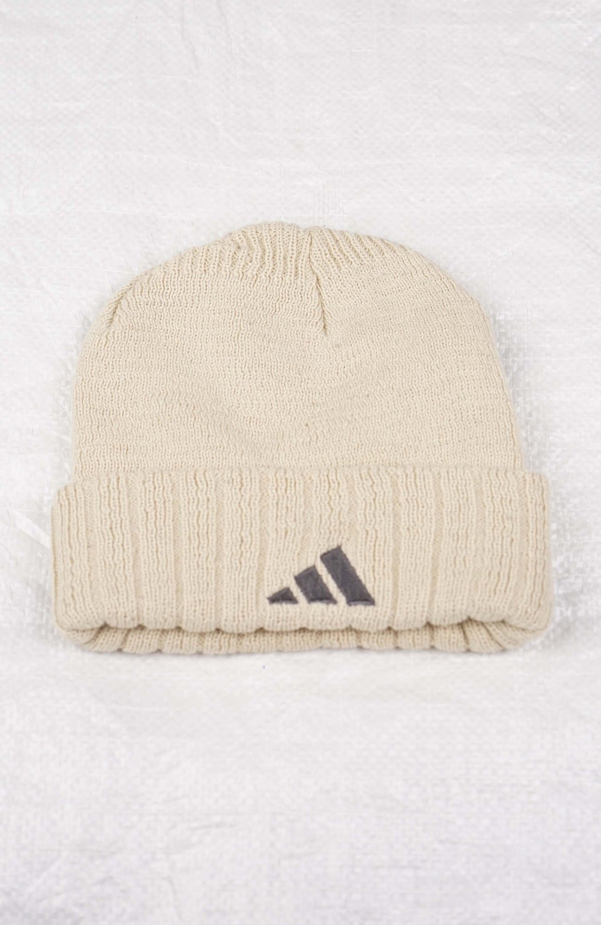 VINTAGE ADIDAS BEANIE