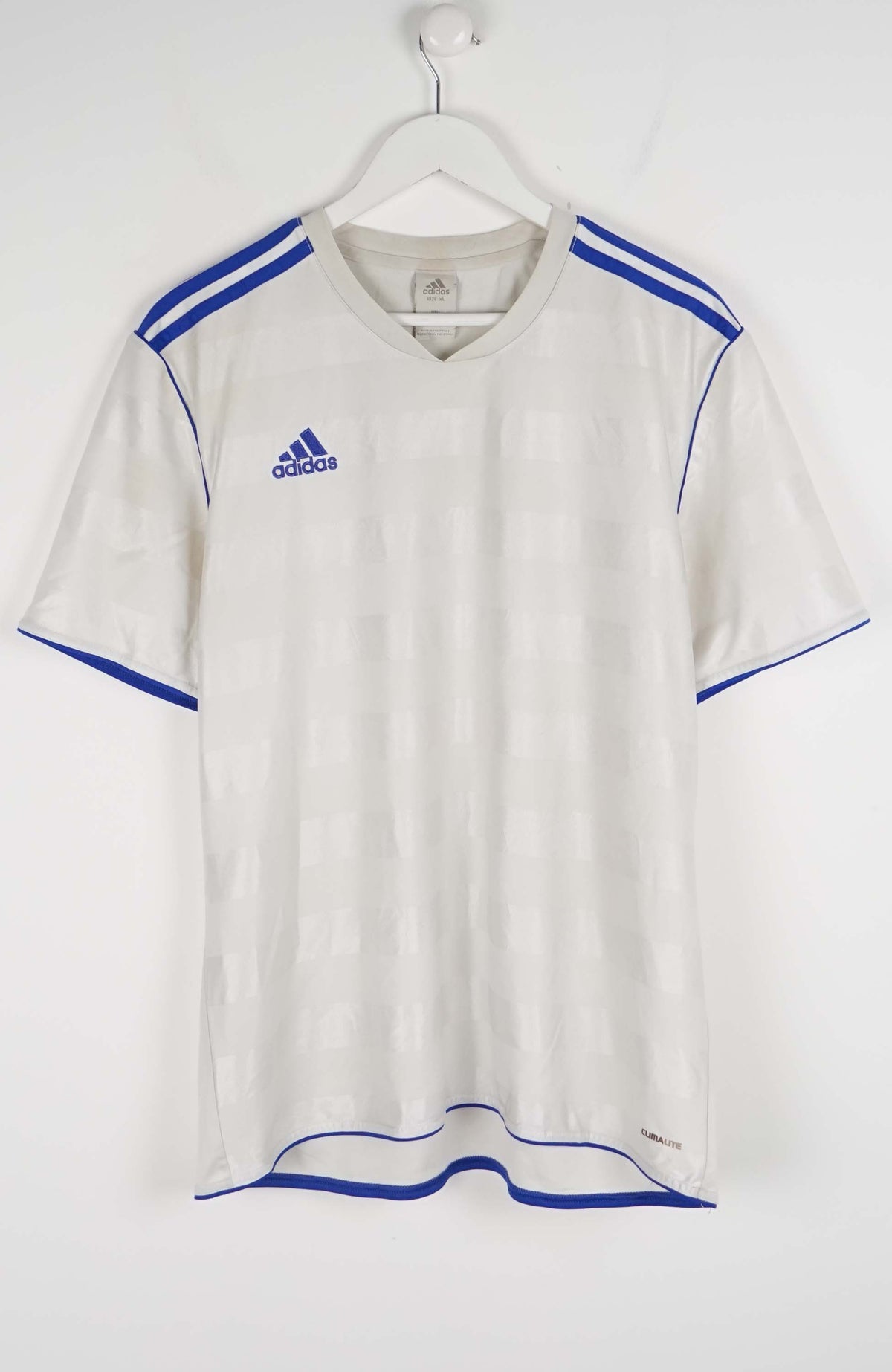 VINTAGE ADIDAS JERSEY (L)