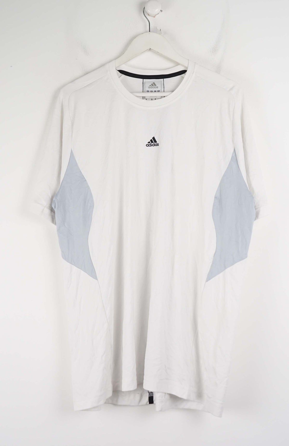 VINTAGE ADIDAS JERSEY T-SHIRT (L)