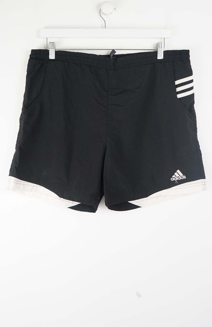 VINTAGE ADIDAS SHORTS W36