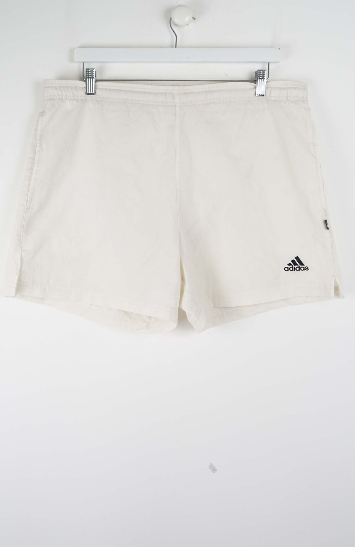 VINTAGE ADIDAS SHORTS W38