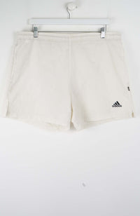 VINTAGE ADIDAS SHORTS W38