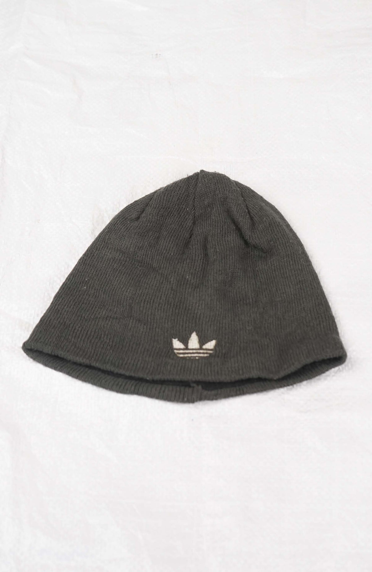 VINTAGE ADIDAS SKULL BEANIE