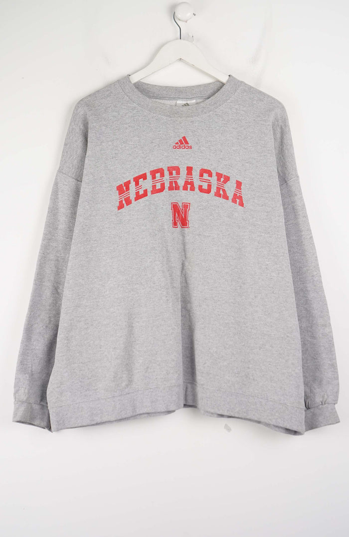 VINTAGE ADIDAS NEBRASKA COLLEGE SWEATER (L)