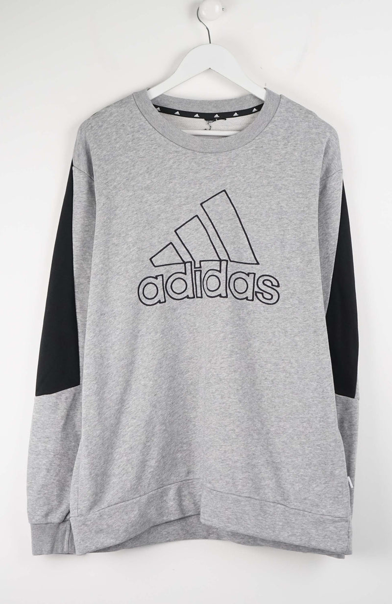 VINTAGE ADIDAS SWEATER (XL)
