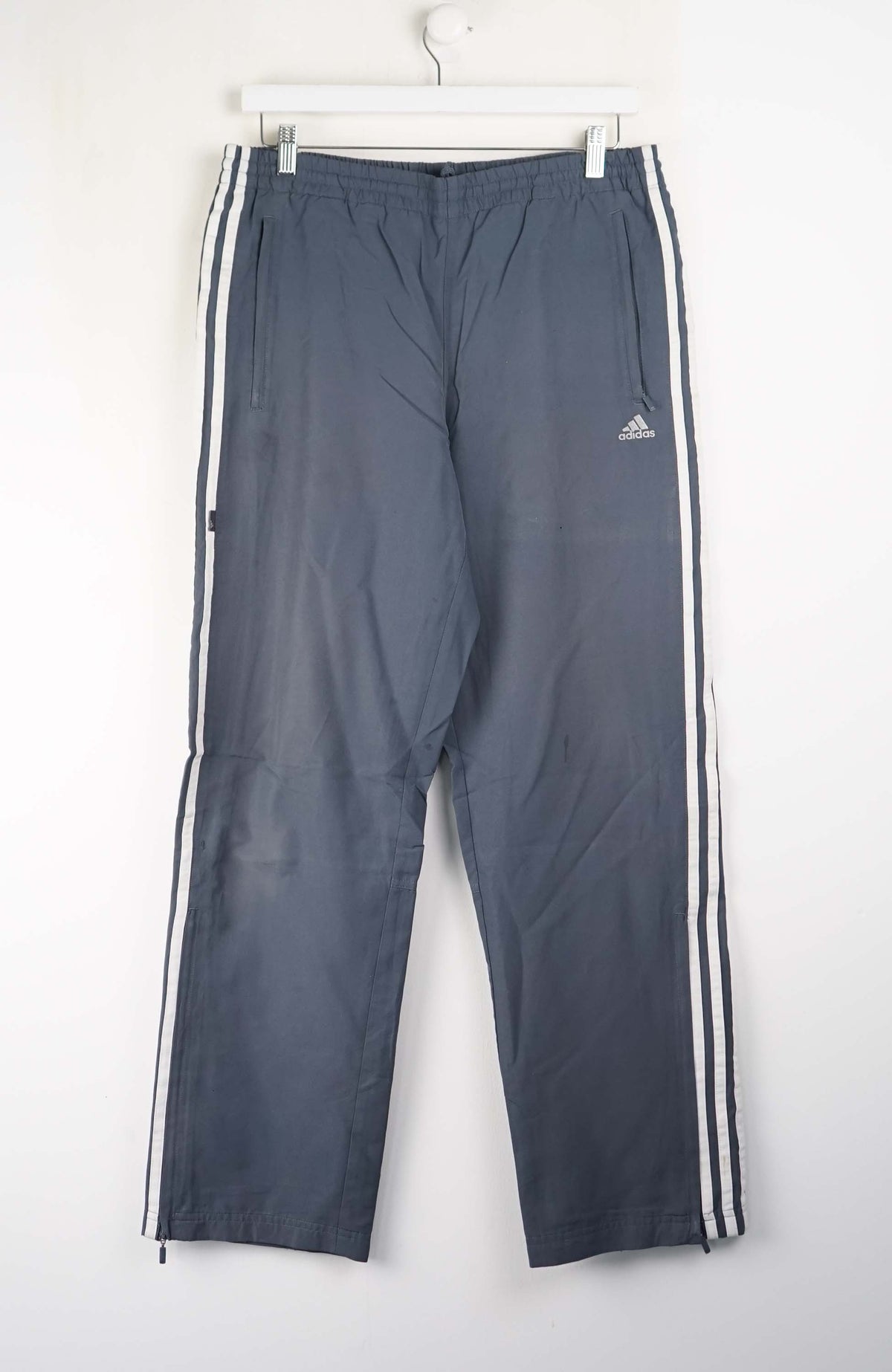 VINTAGE ADIDAS TRACK PANTS (L)