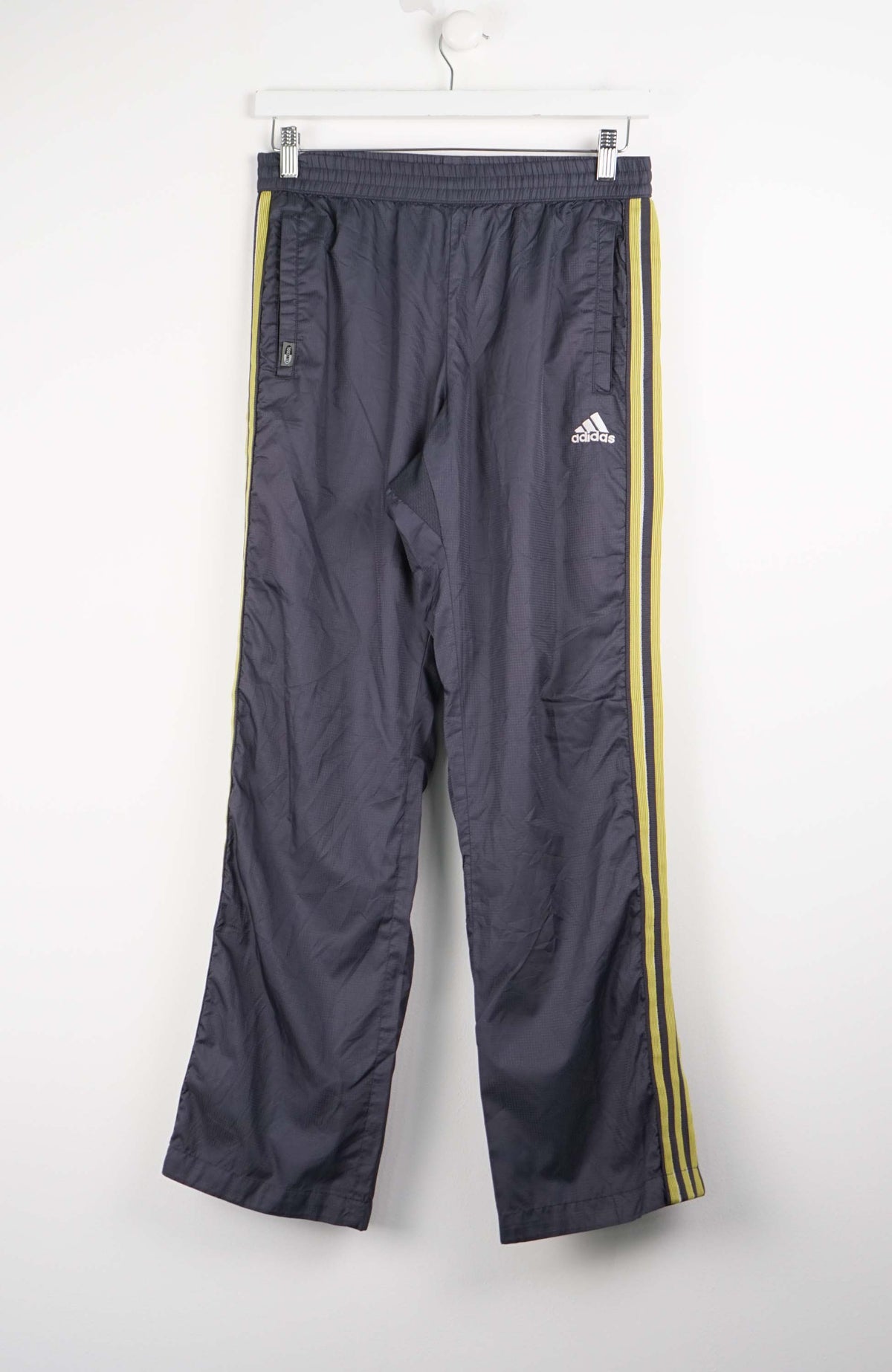 VINTAGE ADIDAS TRACK PANTS (S)