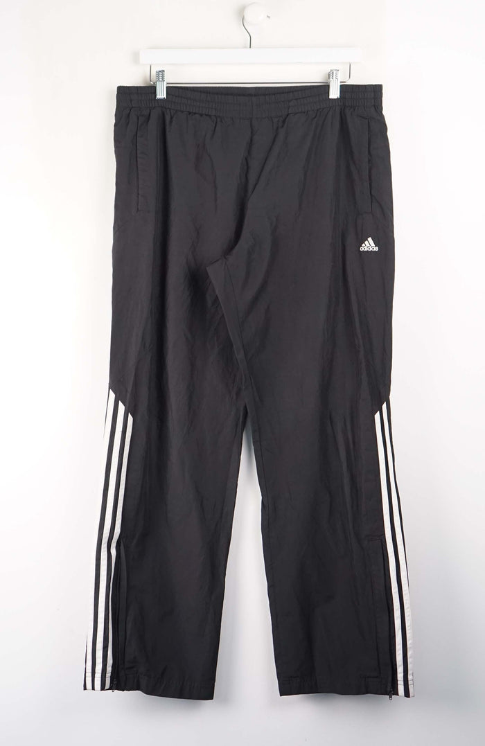VINTAGE ADIDAS TRACK PANTS (XL)