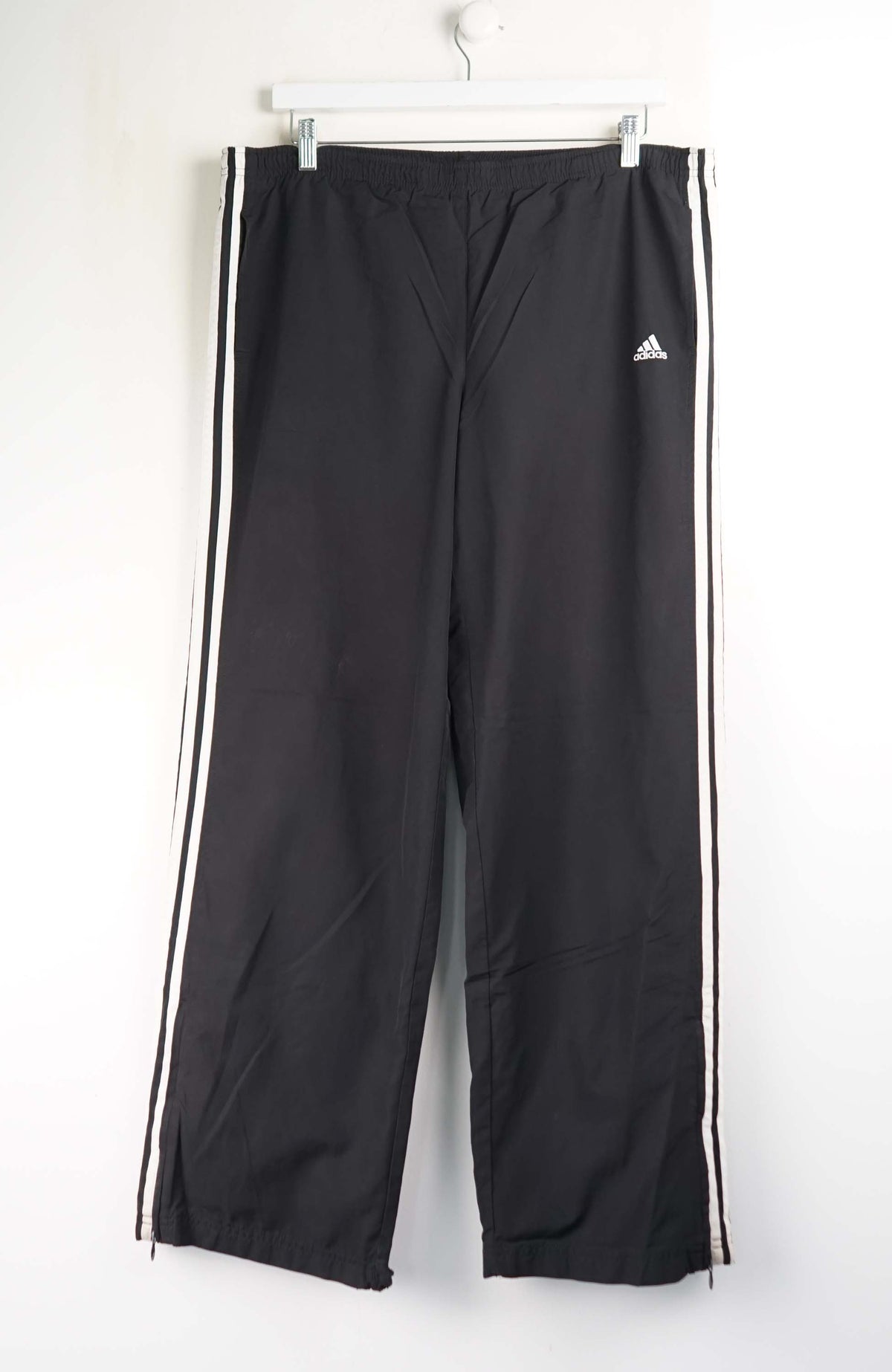 VINTAGE ADIDAS TRACK PANTS (XL)