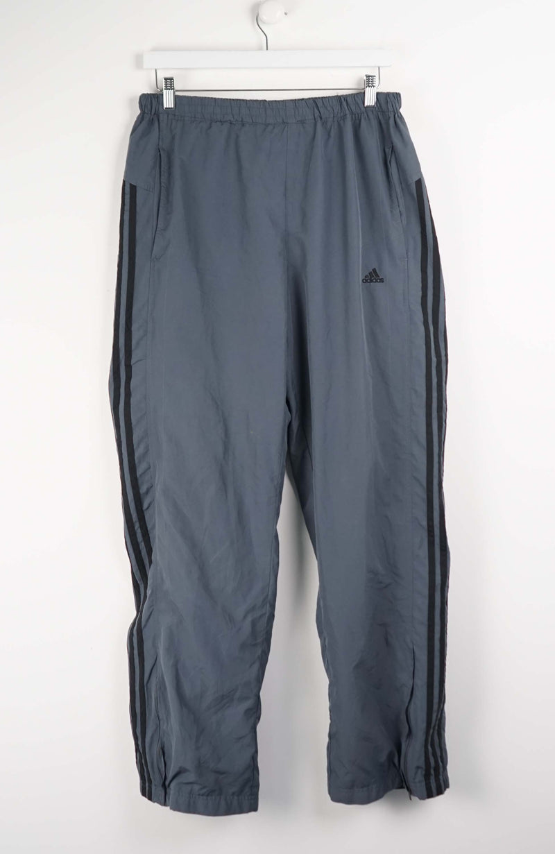VINTAGE ADIDAS TRACK PANTS (M)