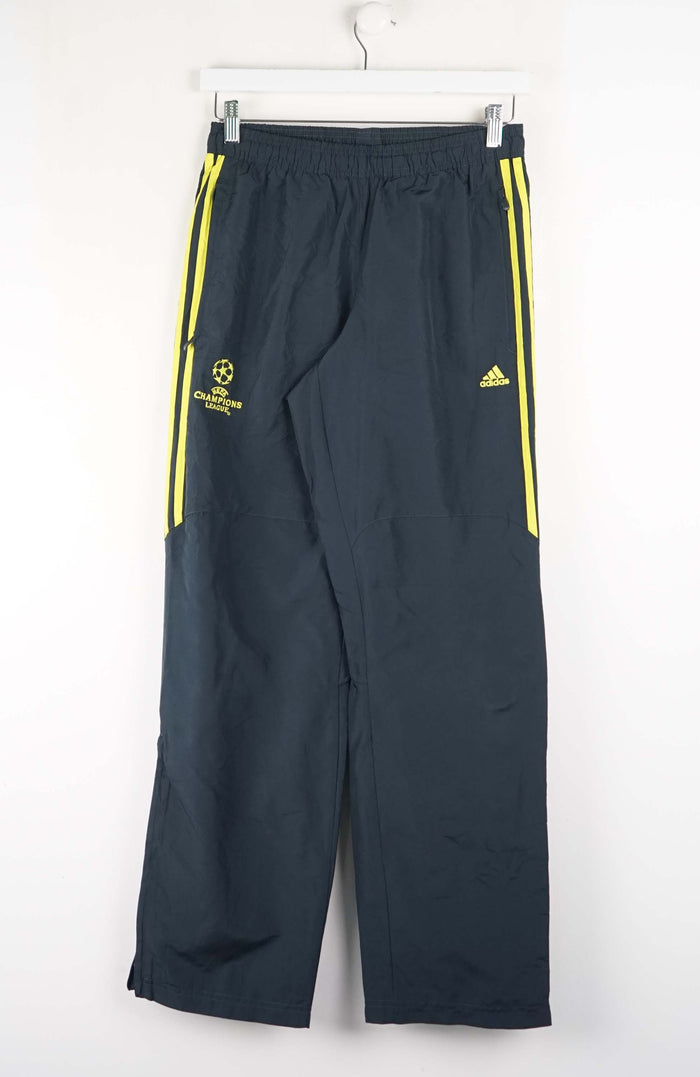 VINTAGE ADIDAS TRACK PANTS (S)