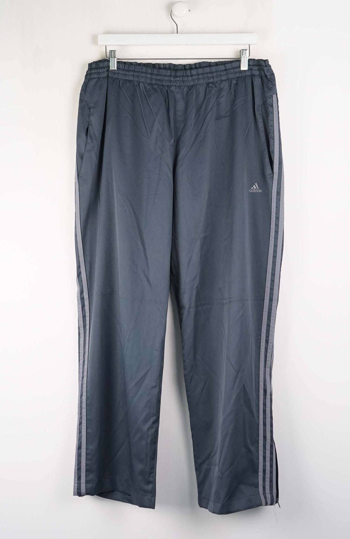 VINTAGE ADIDAS TRACK PANTS (XL)