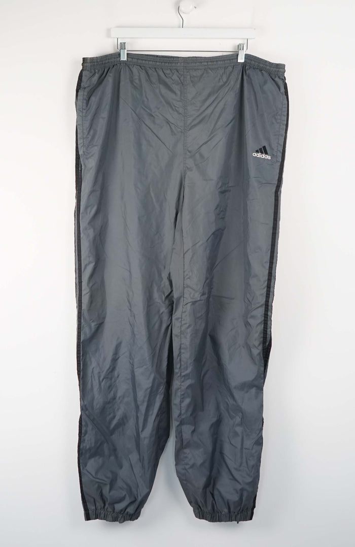 VINTAGE ADIDAS TRACK PANTS (XXXL)