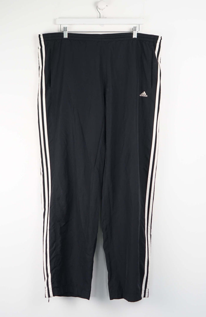 VINTAGE ADIDAS TRACK PANTS (XXXL)