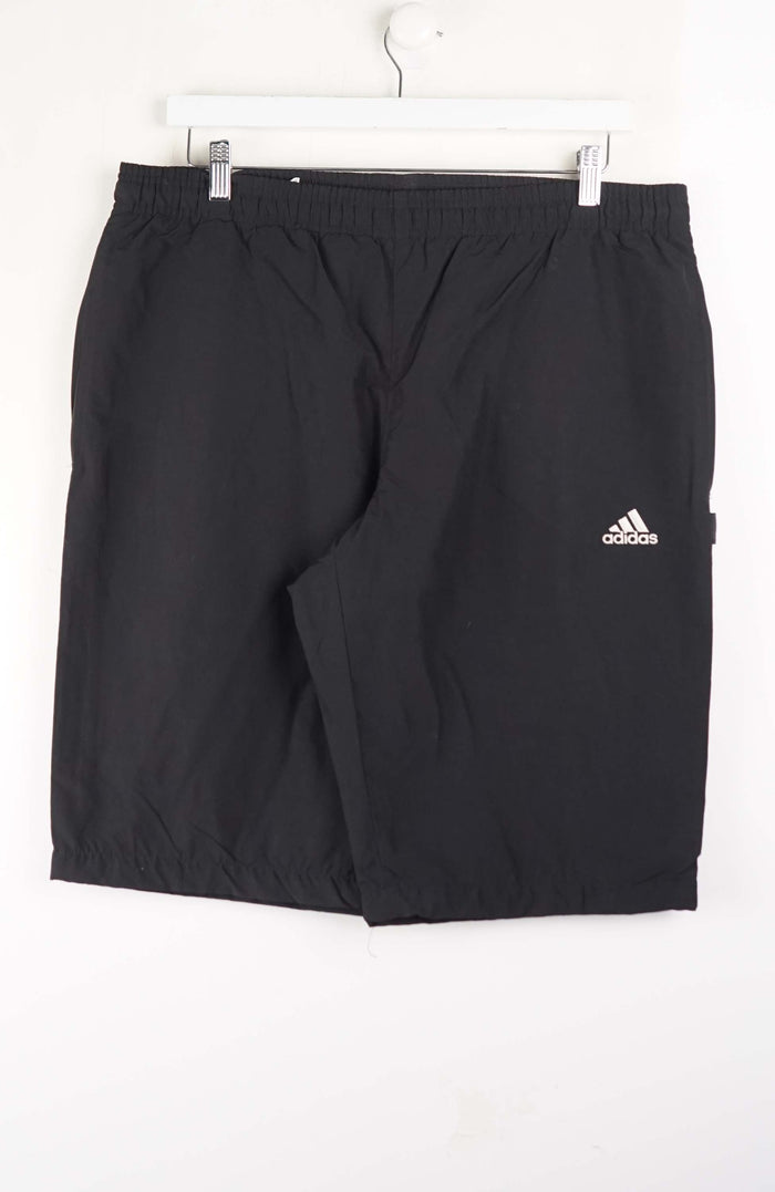 VINTAGE ADIDAS TRACK PANT SHORTS (L)
