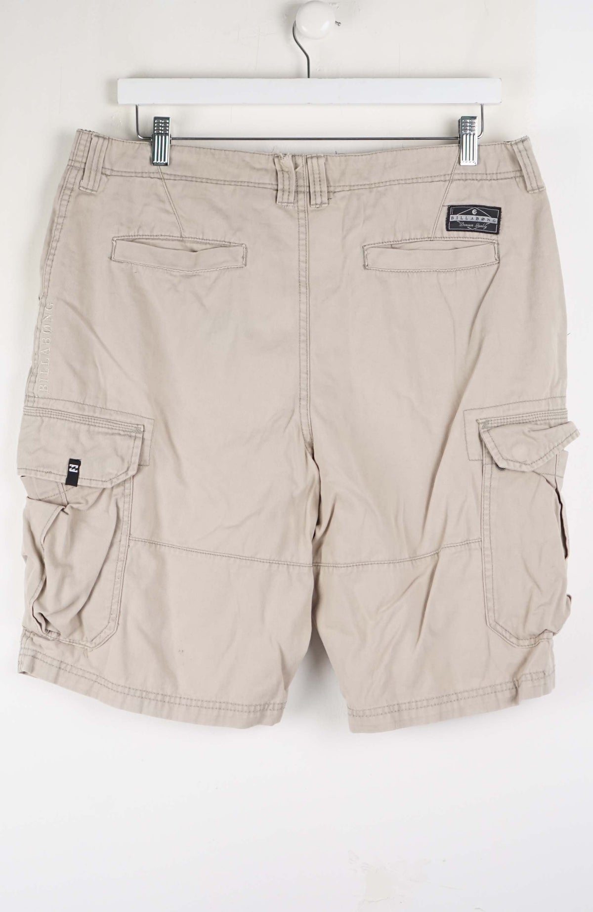 VINTAGE BILLABONG CARGO SHORTS W36