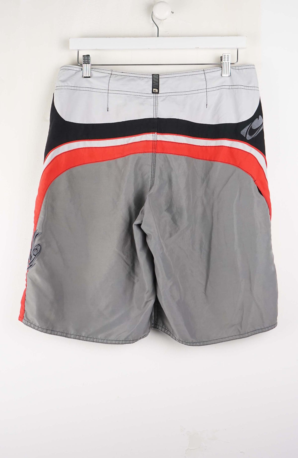 VINTAGE BILLABONG BOARD SHORTS W34