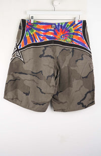 VINTAGE BILLABONG BOARD SHORTS W36