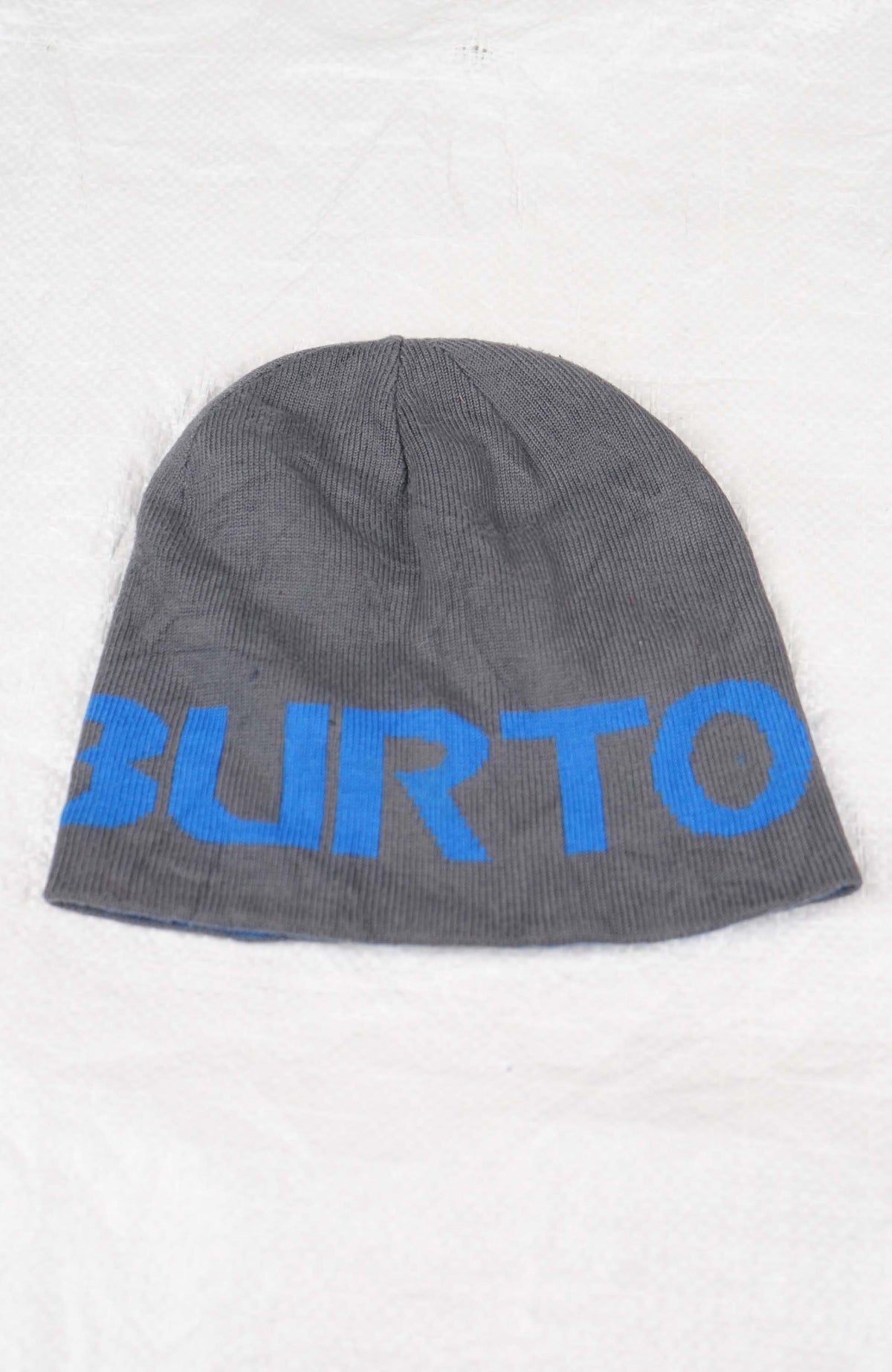 VINTAGE BURTON SKULL BEANIE