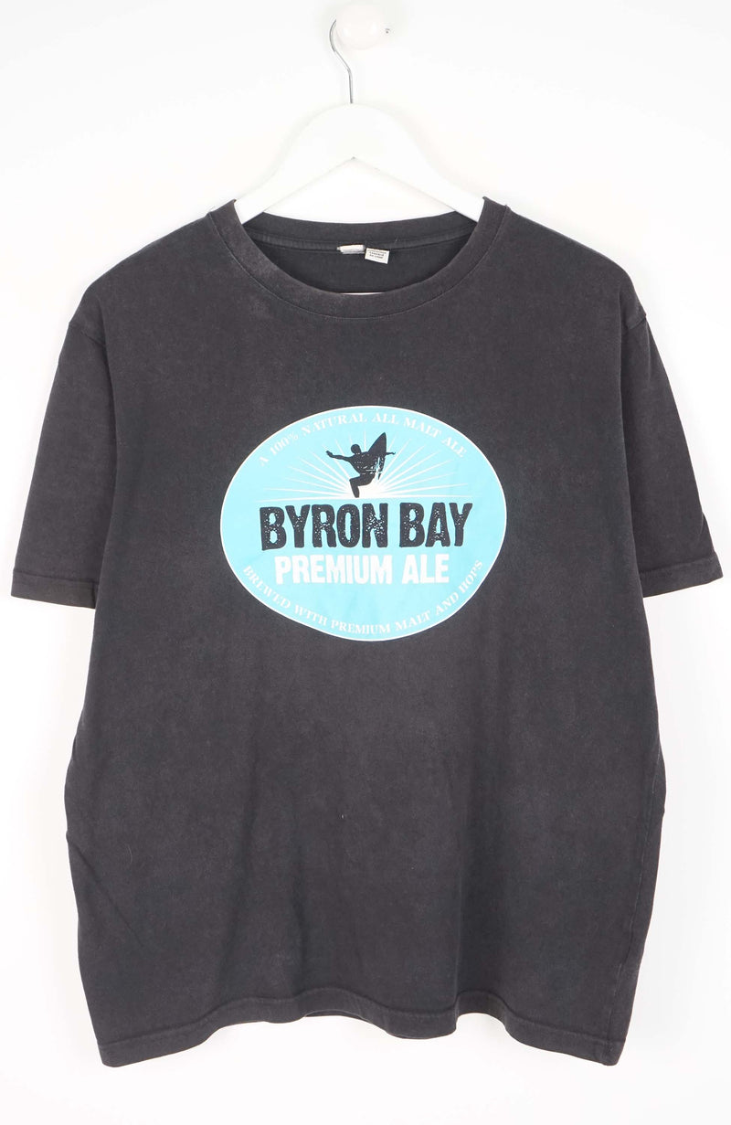 VINTAGE BYRON BAY BEER T-SHIRT (M)