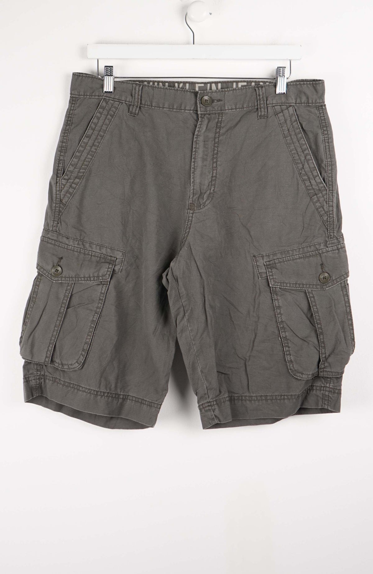 VINTAGE CALVIN KLEIN CARGO SHORTS W36