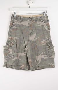 VINTAGE CAMO CARGO SHORTS W26