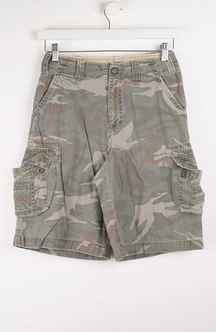 VINTAGE CAMO CARGO SHORTS W26
