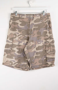 VINTAGE CAMO CARGO SHORTS W32