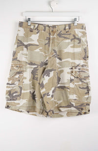 VINTAGE CAMO CARGO SHORTS W34