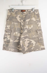 VINTAGE CAMO CARGO SHORTS W36