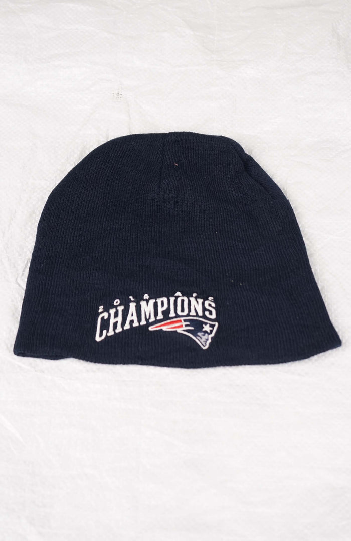 VINTAGE NEW ENGLAND PATRIOTS CHAMPIONS 2014 AFC SKULL BEANIE