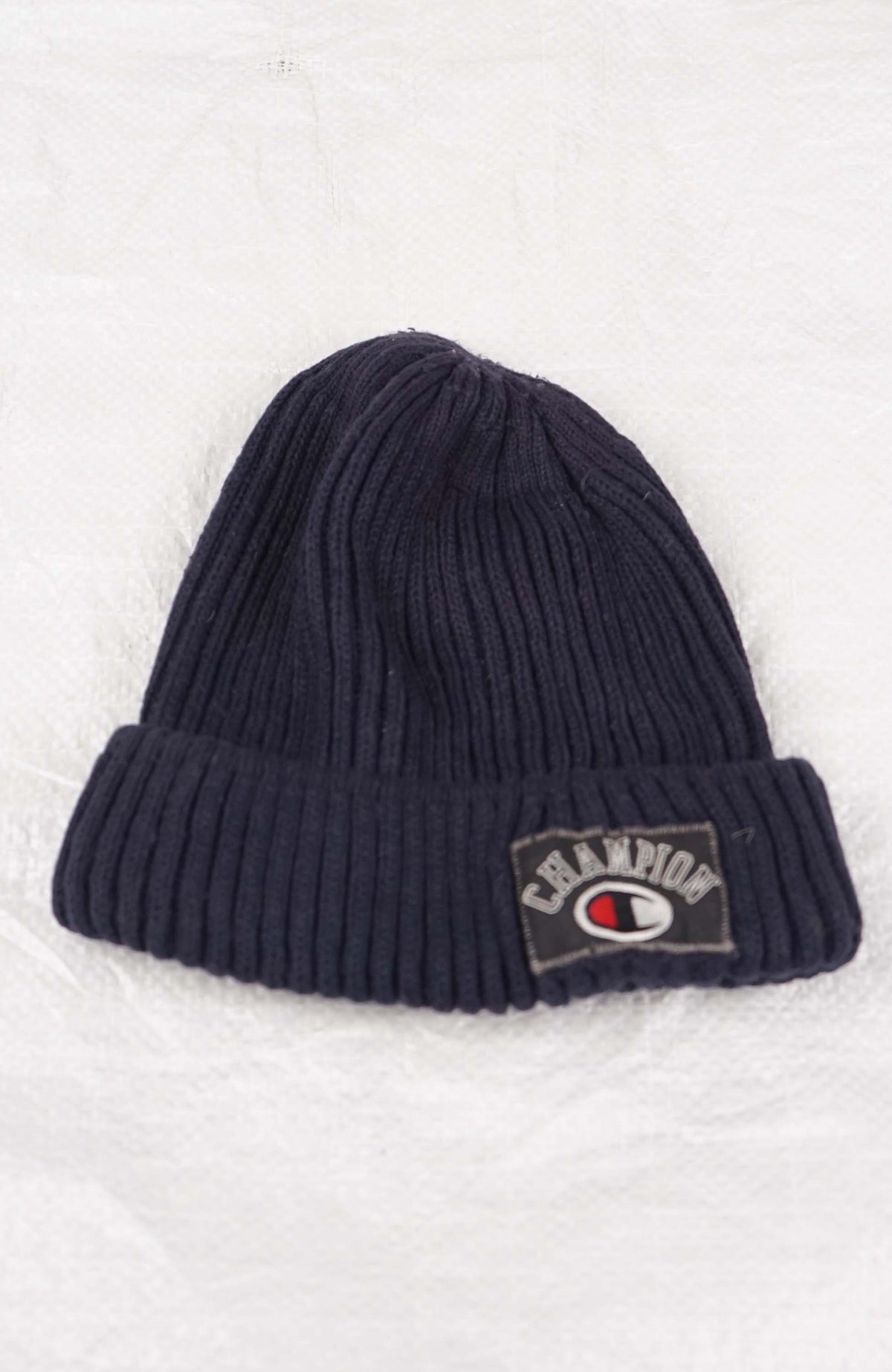 VINTAGE CHAMPION BEANIE