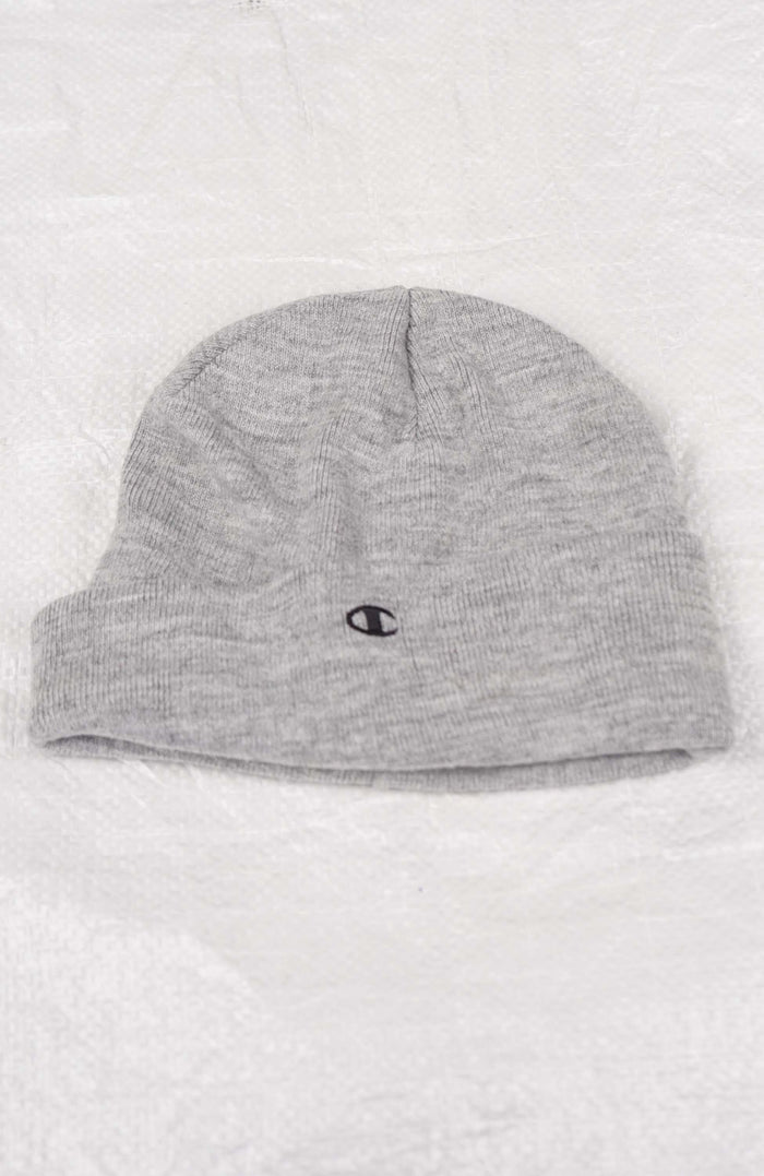 VINTAGE CHAMPION BEANIE