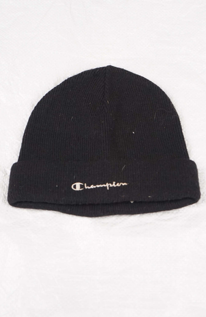 VINTAGE CHAMPION BEANIE