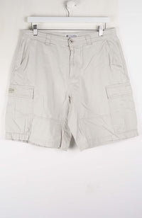VINTAGE COLUMBIA CARGO SHORTS W33