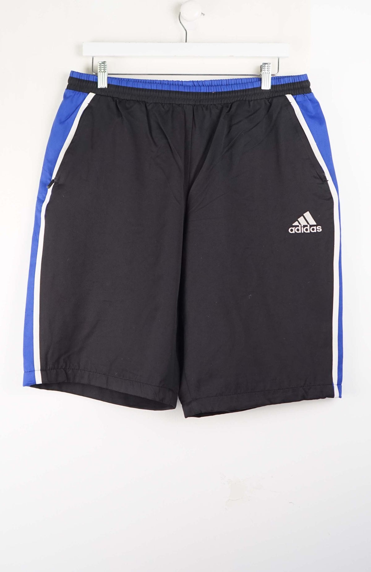 VINTAGE ADIDAS TRACK PANT SHORTS (L)