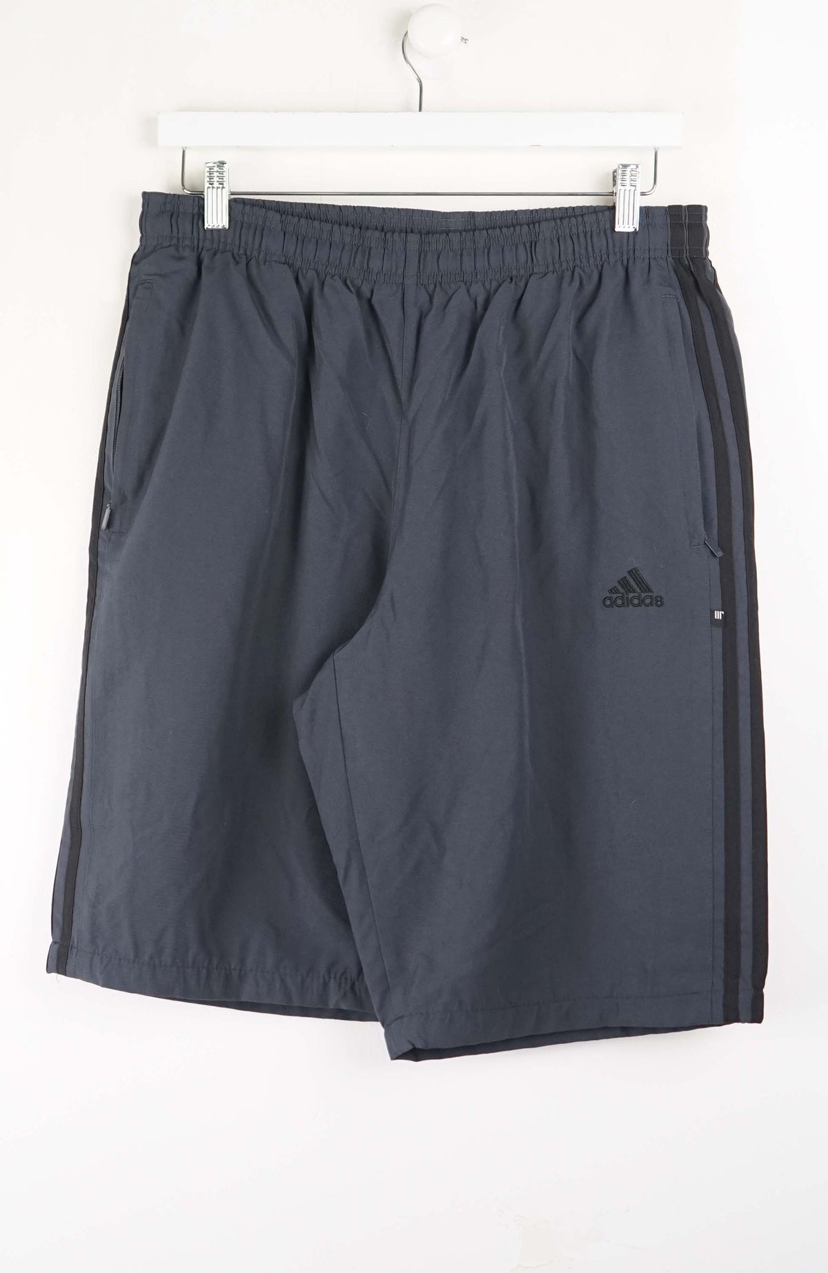 VINTAGE ADIDAS TRACK PANT SHORTS (M)