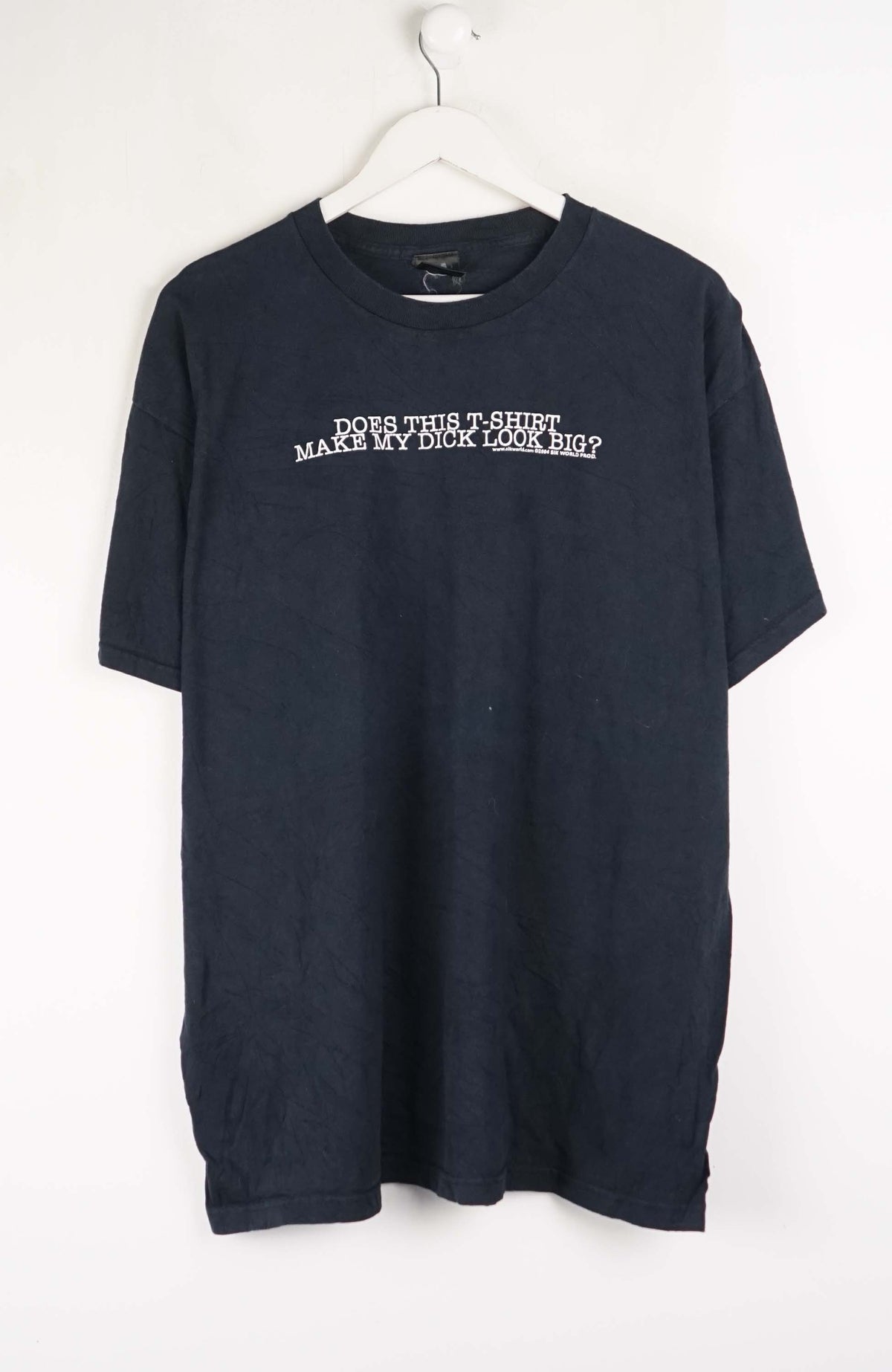 VINTAGE DOES THIS T-SHIRT MAKE MY DICK LOOK BIG T-SHIRT (XL)
