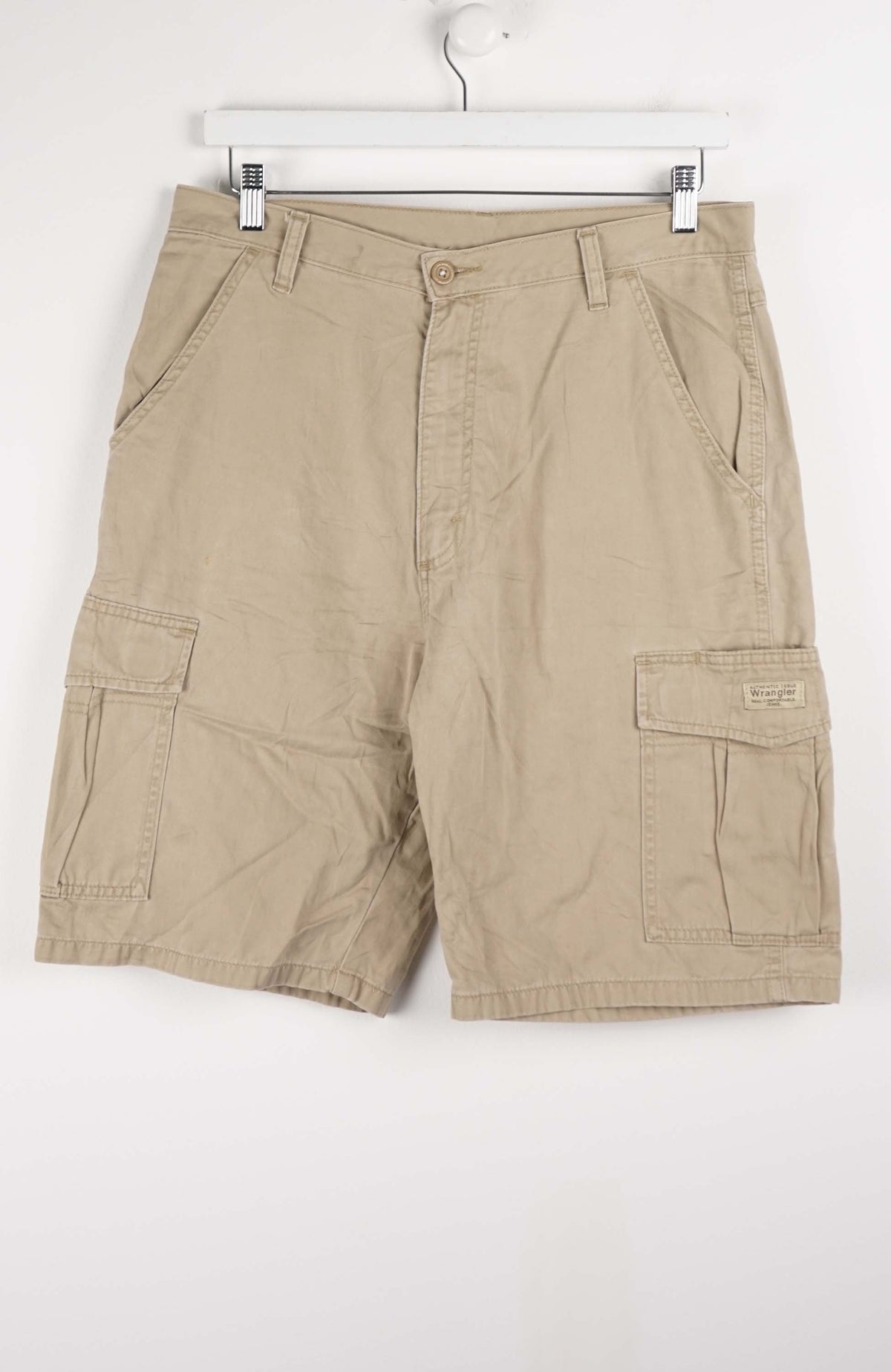 VINTAGE WRANGLER CARGO SHORTS W34
