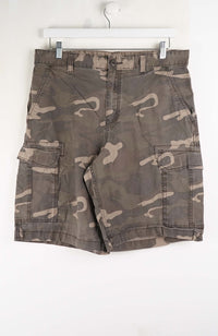 VINTAGE CAMO CARGO SHORTS W34